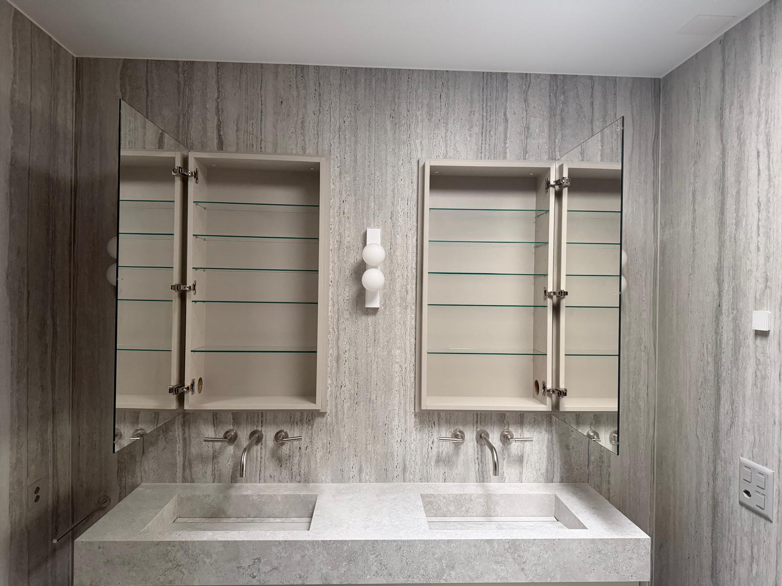 Badezimmerschrank_bearbeitet